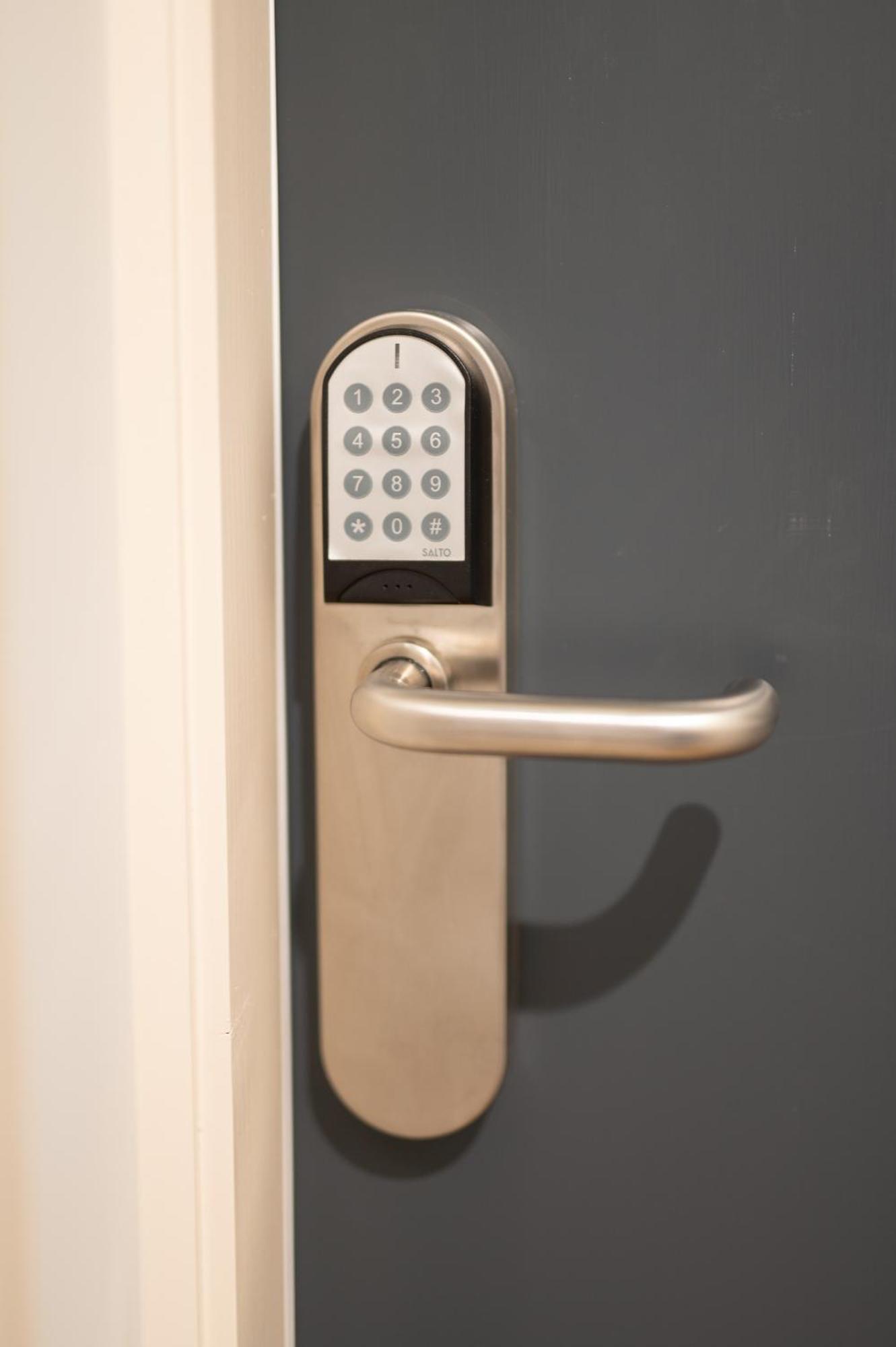 Kilkenny Suites Ngoại thất bức ảnh
