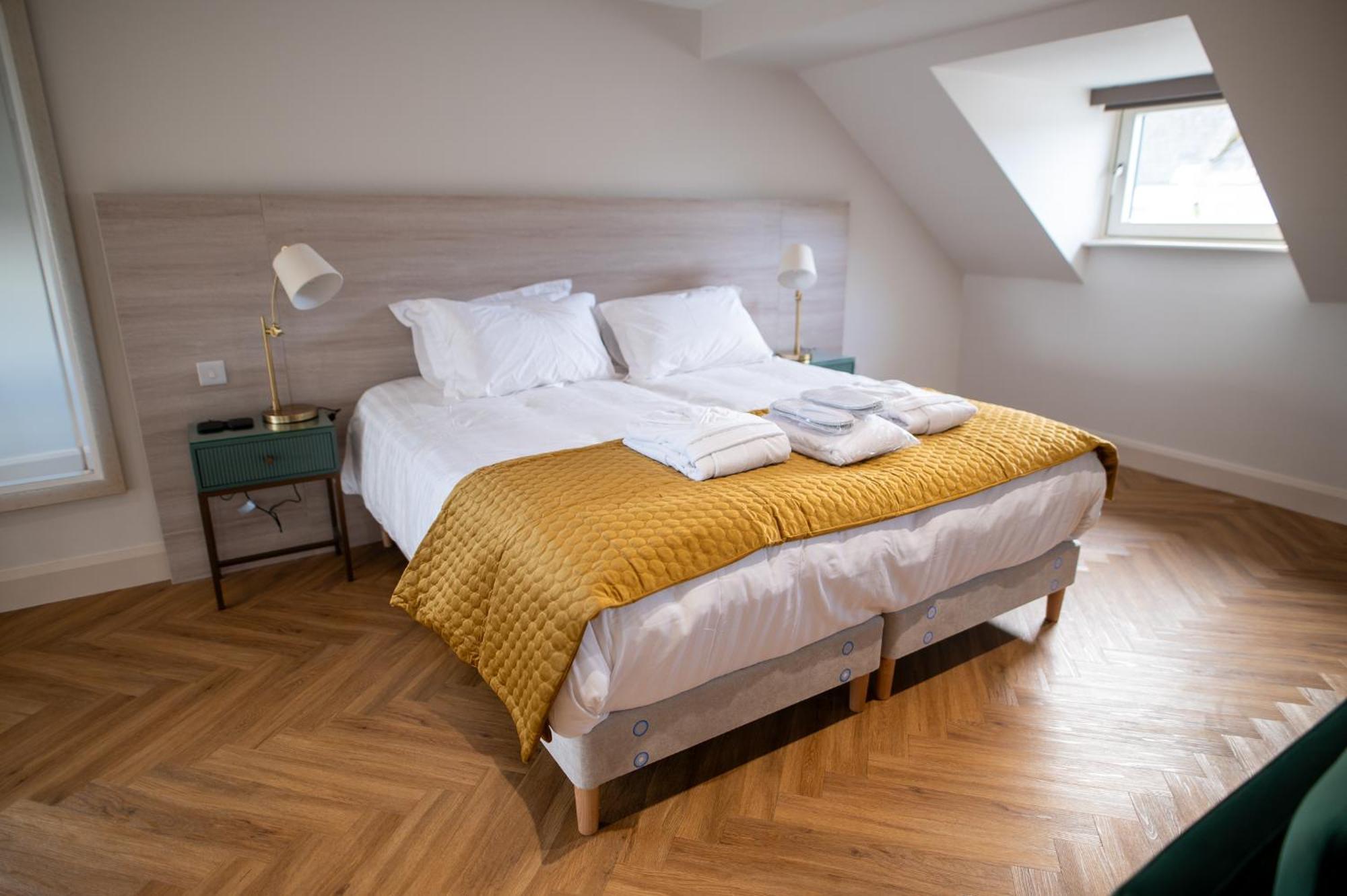 Kilkenny Suites Phòng bức ảnh